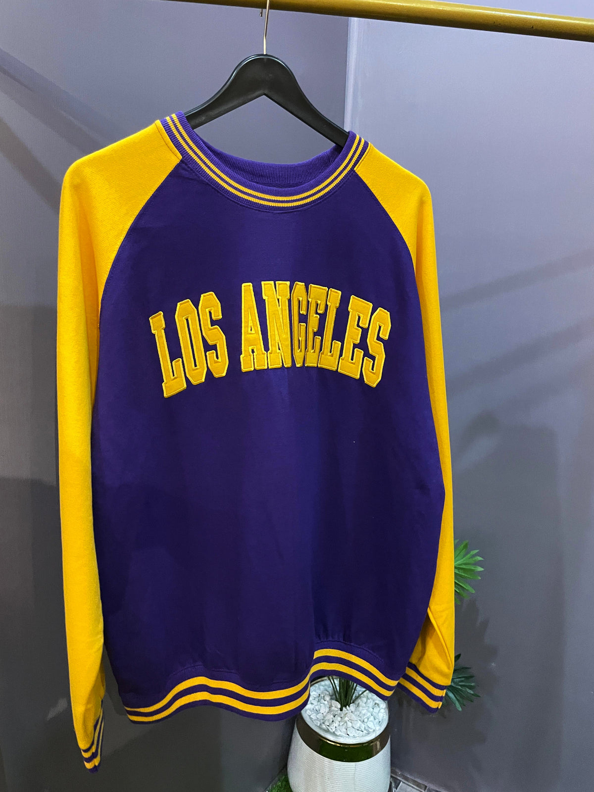 LOS ANGELES ( LAKERS) SWEATSHIRT